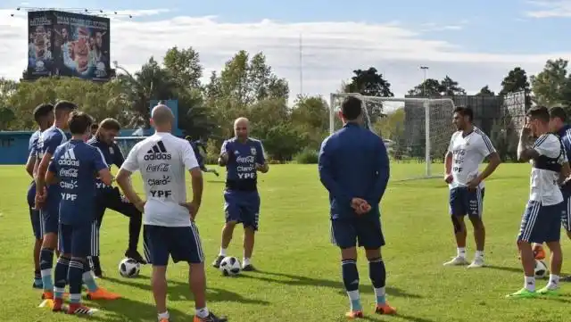 Jorge Sampaoli ya tiene a varios de su lista entrenando en Ezeiza