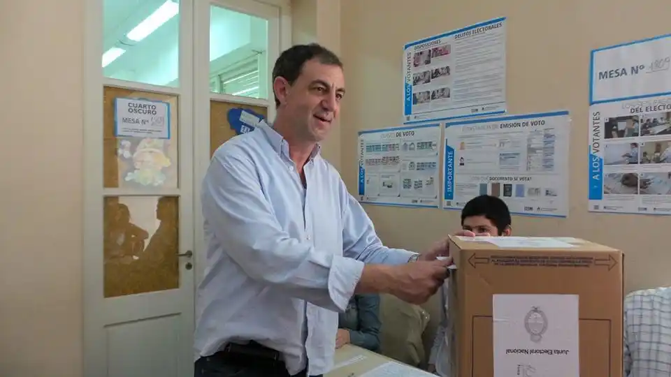 A través de Facebook, Carrazza brindó su apoyo a Cambiemos 