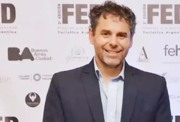 Schvartzman deja la subsecretaría de turismo y  continuará al frente del EMCONTUR