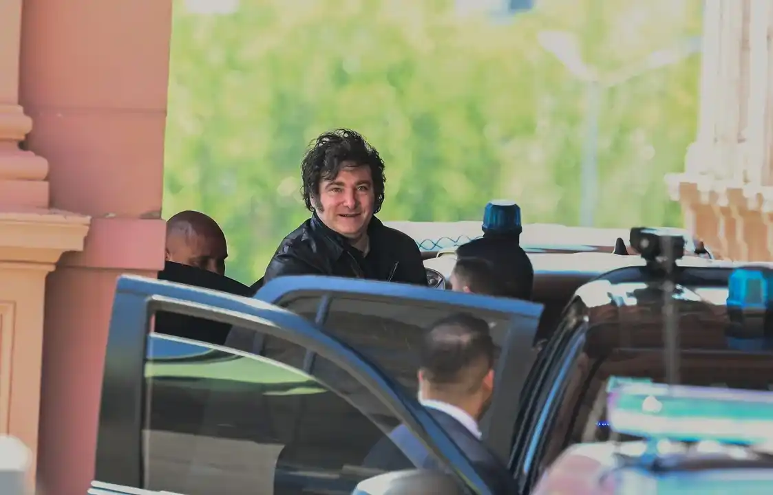 Milei viaja a Noruega para acompañar a María Corina Machado a recibir el Nobel de la Paz