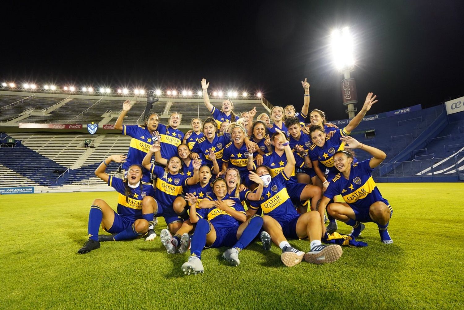 Boca goleó a River 7 a 0 y se quedó con el primer título profesional