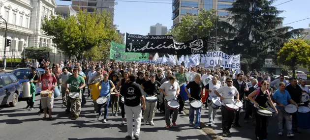Asamblea de judiciales bonaerenses para definir pasos a seguir en el marco del conflicto paritario