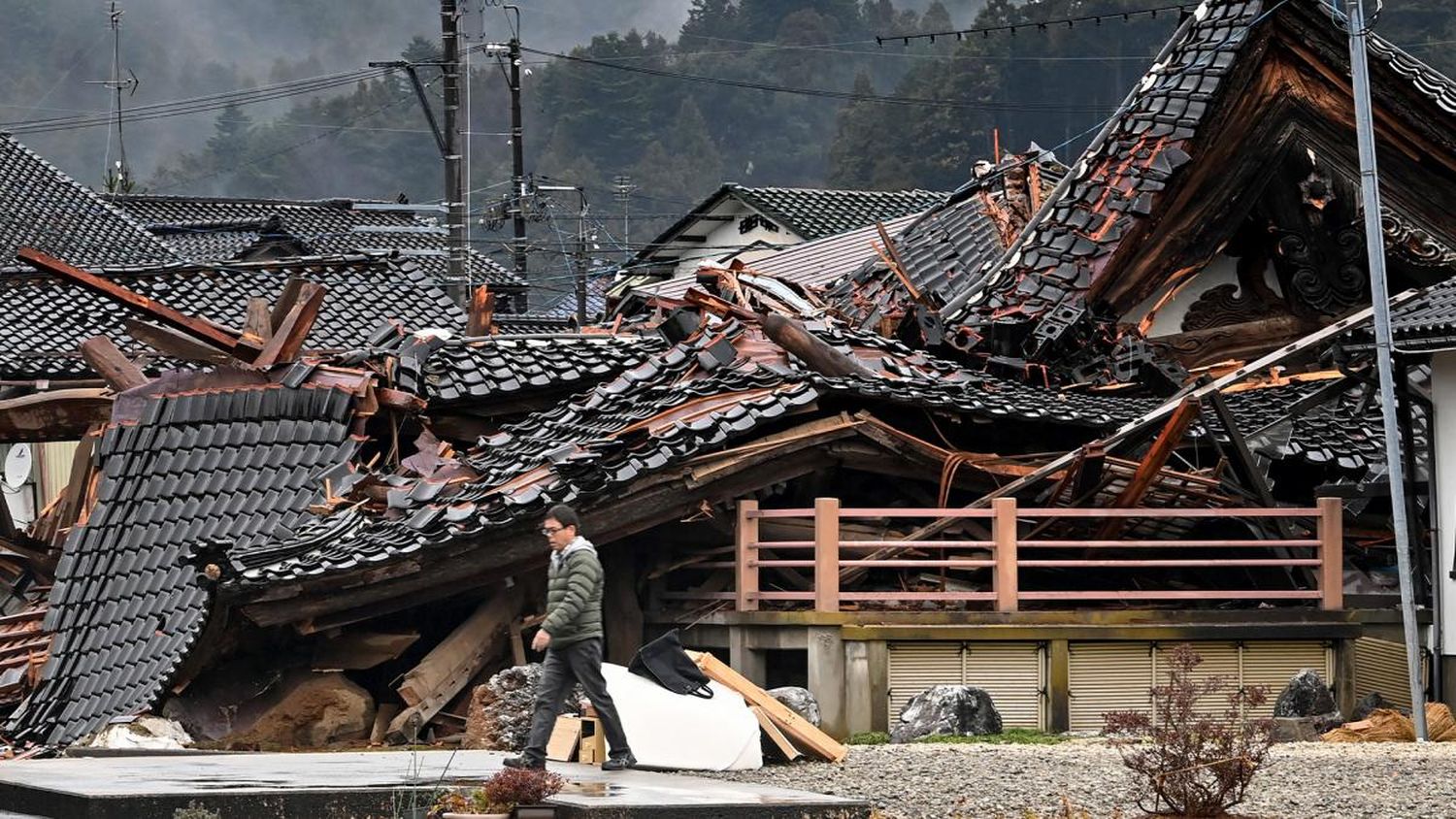 El sismo de magnitud 7,5 y sus réplicas arrasaron amplias zonas del centro de Japón y de la prefectura de Ishikawa.