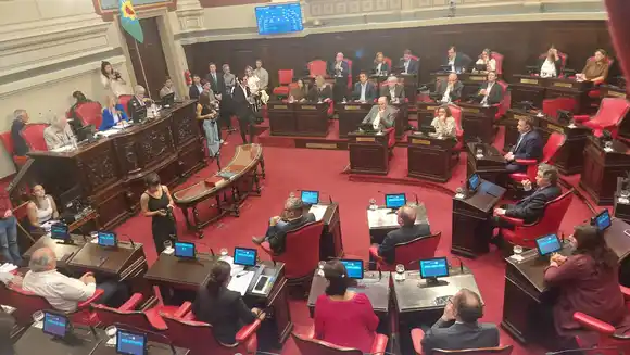 Legislatura: el Senado se prepara para debatir las reelecciones indefinidas y hay nueva interna peronista en puerta