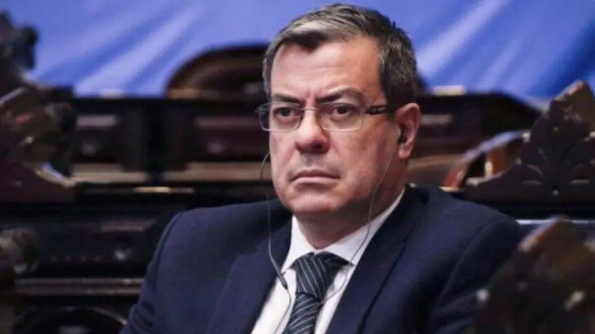 El eterno regreso del discurso vacío: Germán Martínez y la patria en loop.