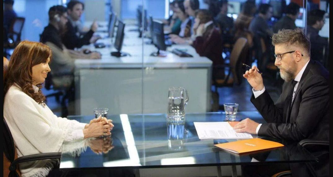 Y un día habló Cristina, la reina de un reino que ya no existe