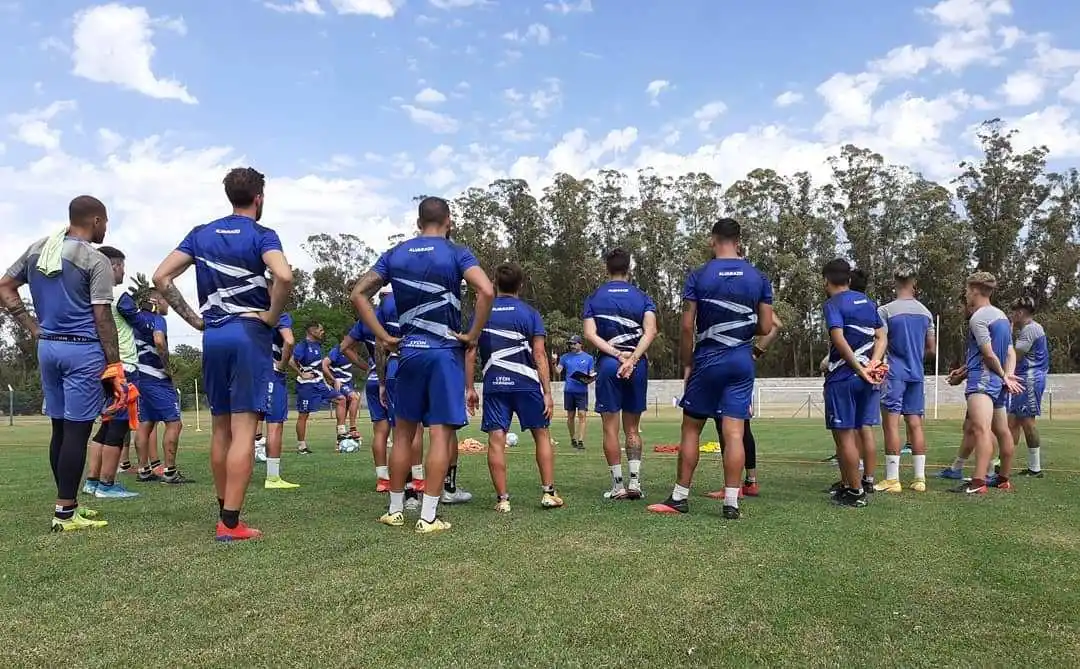 Alvarado viajó a Córdoba para jugar ante Belgrano