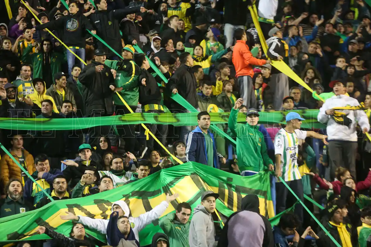 Una encuesta reveló que el 67% de los hinchas argentinos desea ir a la cancha