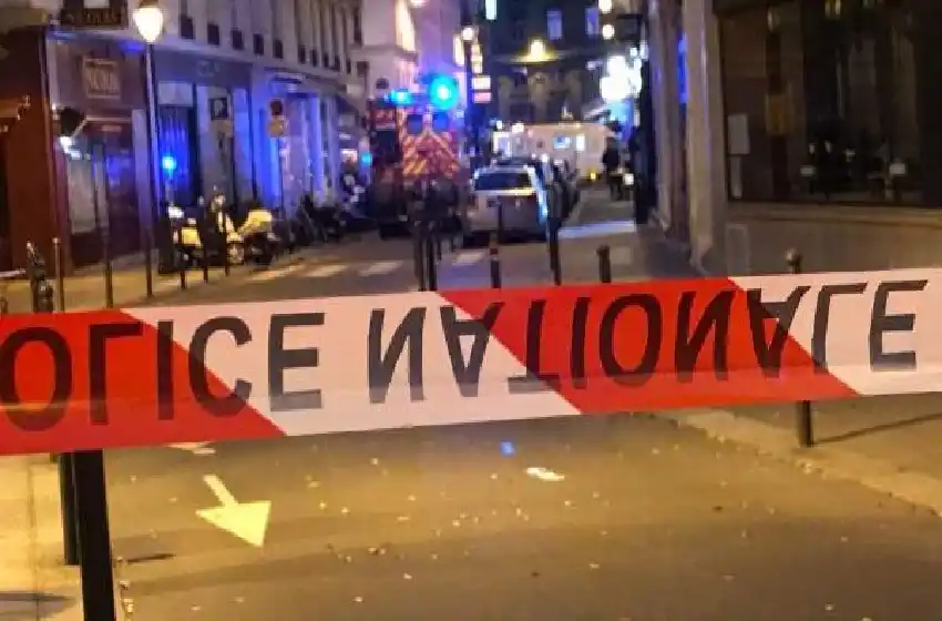 Un hombre atacó con un cuchillo a varias personas en el centro de París