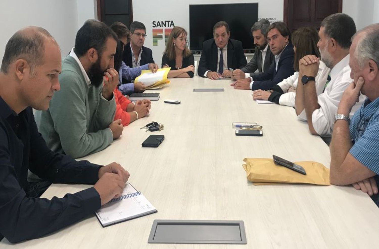 La provincia llevó acabo la primera reunión paritaria de salud