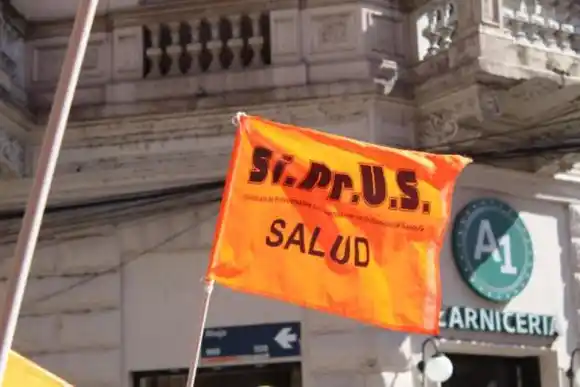 Siprus continúa con las medidas de fuerza en reclamo por la recomposición salarial