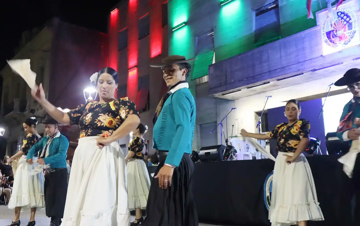 Festejo por el  aniversario 193 de Concordia