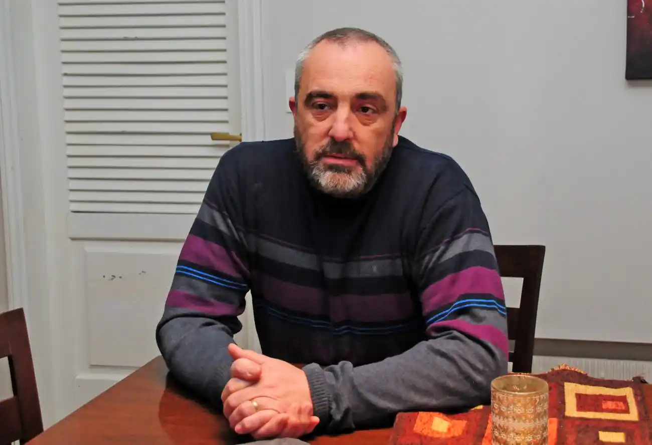 Acusan a los funcionarios  de ser “los tarjeteros de las fiestas clandestinas"