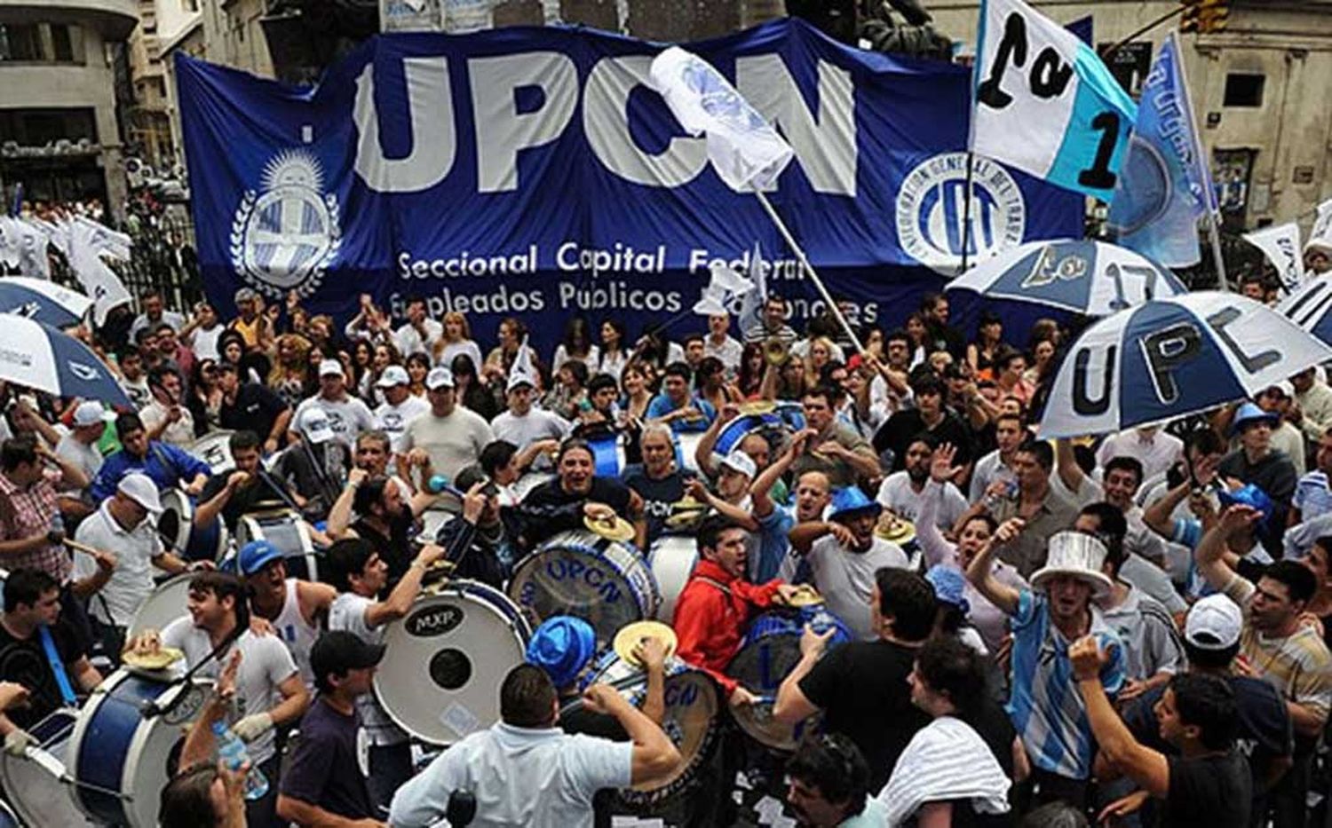 Nación entregará un bono de hasta $3.500 a trabajadores estatales