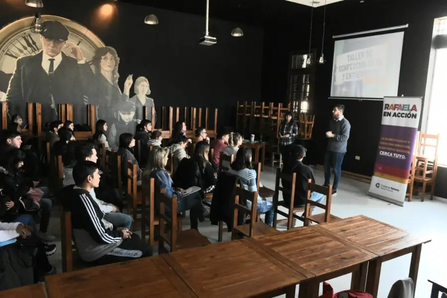 Nuevo taller para confección de CV y proceso de selección de personal municipal