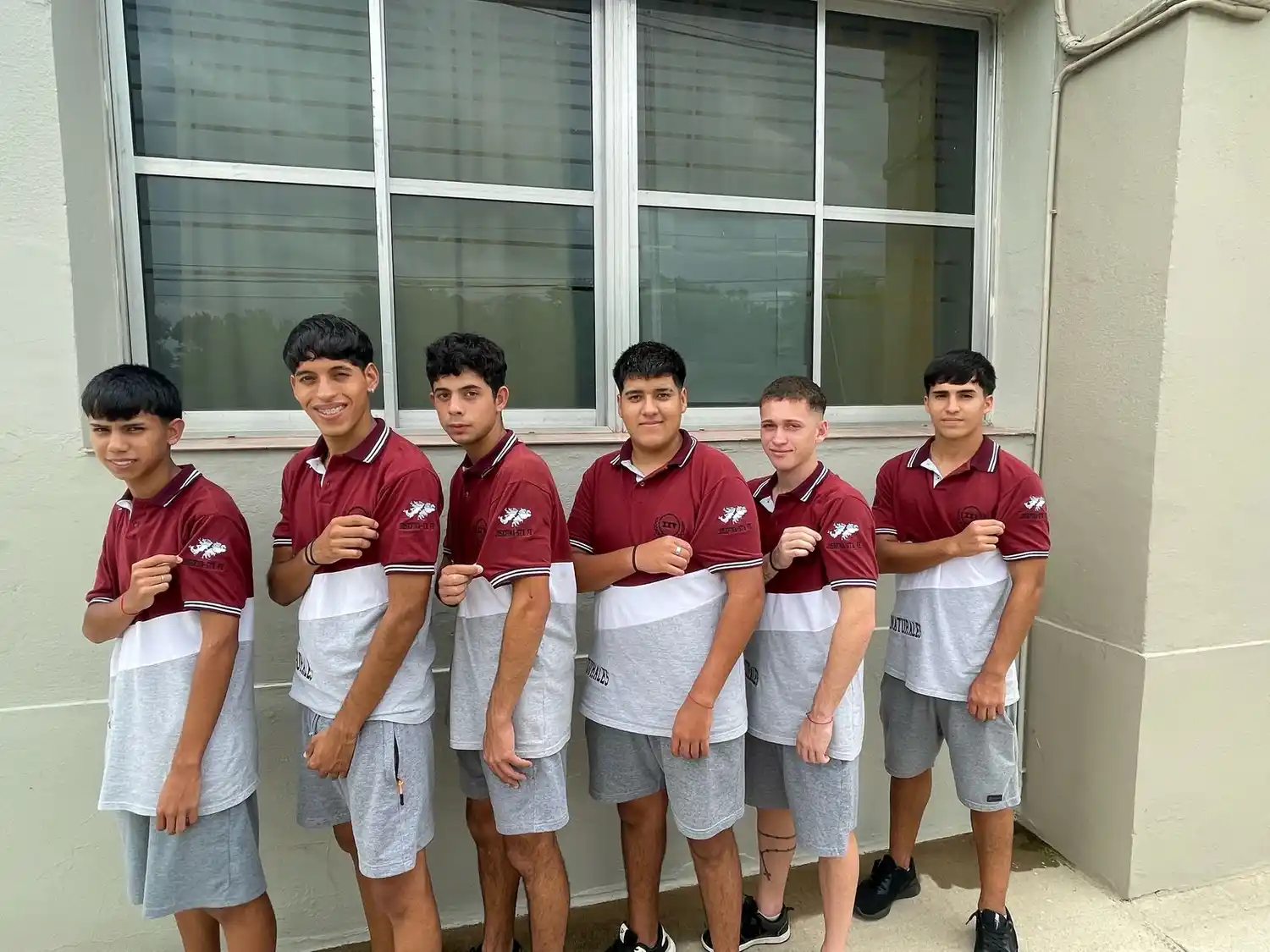 “Lo hicimos para honrar a los héroes", afirmaron. (Fotos: Jaquelina Canavesio)