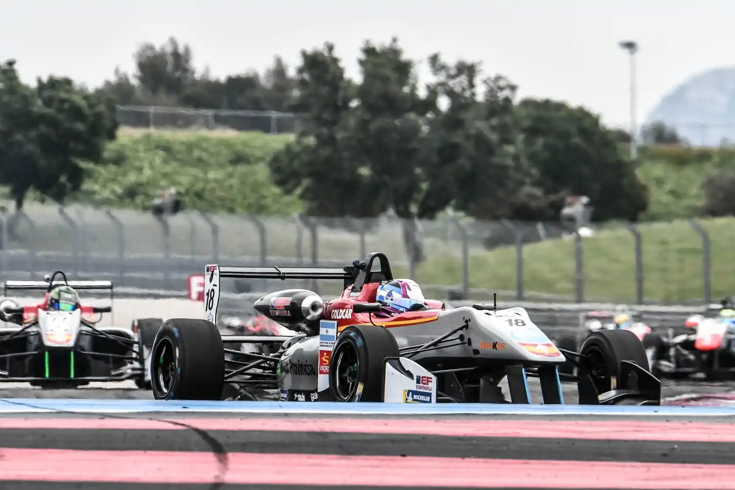 Siebert primero en el arranque