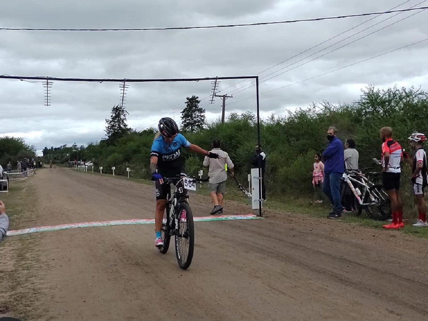 Carmela Rébori y Francisco Viollaz ganaron en la primera del Entrerriano del Rural Bike