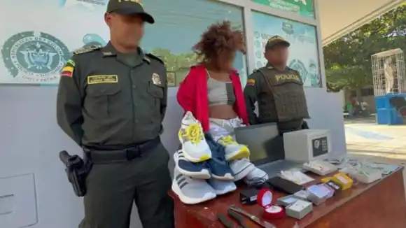 CAYÓ «LA MUÑECA», venezolana que se disfrazaba de indigente para robar casas y apartamentos (video)