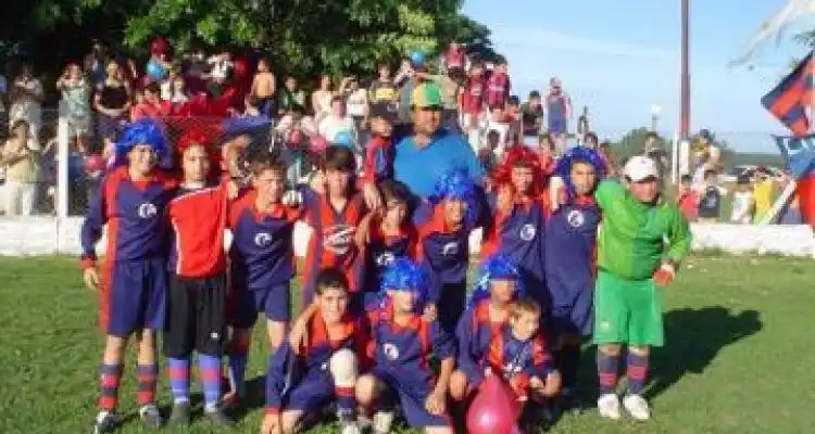 Defensores, El Tanque y Atlético también festejaron