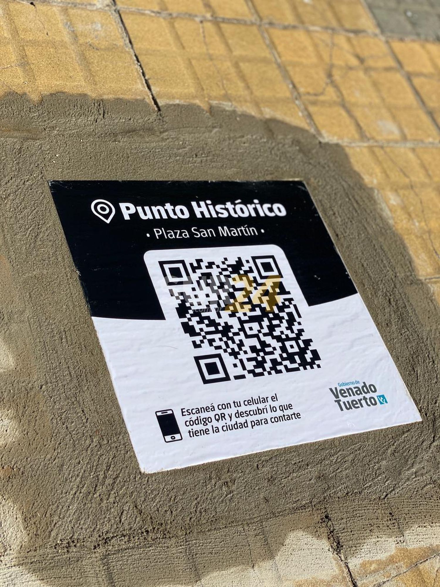 En puntos históricos: el Municipio implementa sistema de códigos QR para descubrir la historia de la ciudad