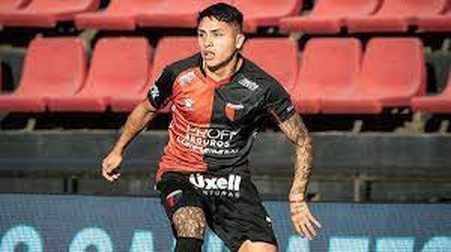 Pretendido por Boca y River, revelan cuánto cobra Farías en Colón