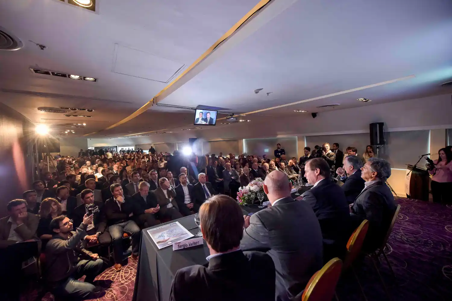 Con gran convocatoria, anuncios y temas clave, se desarrolló la 13ª Jornada de la Industria de la UIER