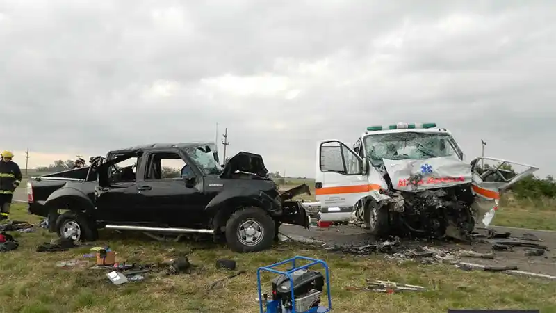 Prisión efectiva para chofer de ambulancia que ocasionó seis muertes en choque