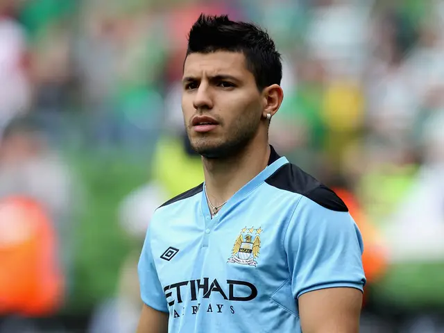 Barcelona interesado en Agüero para que acompañe a Messi y Neymar 