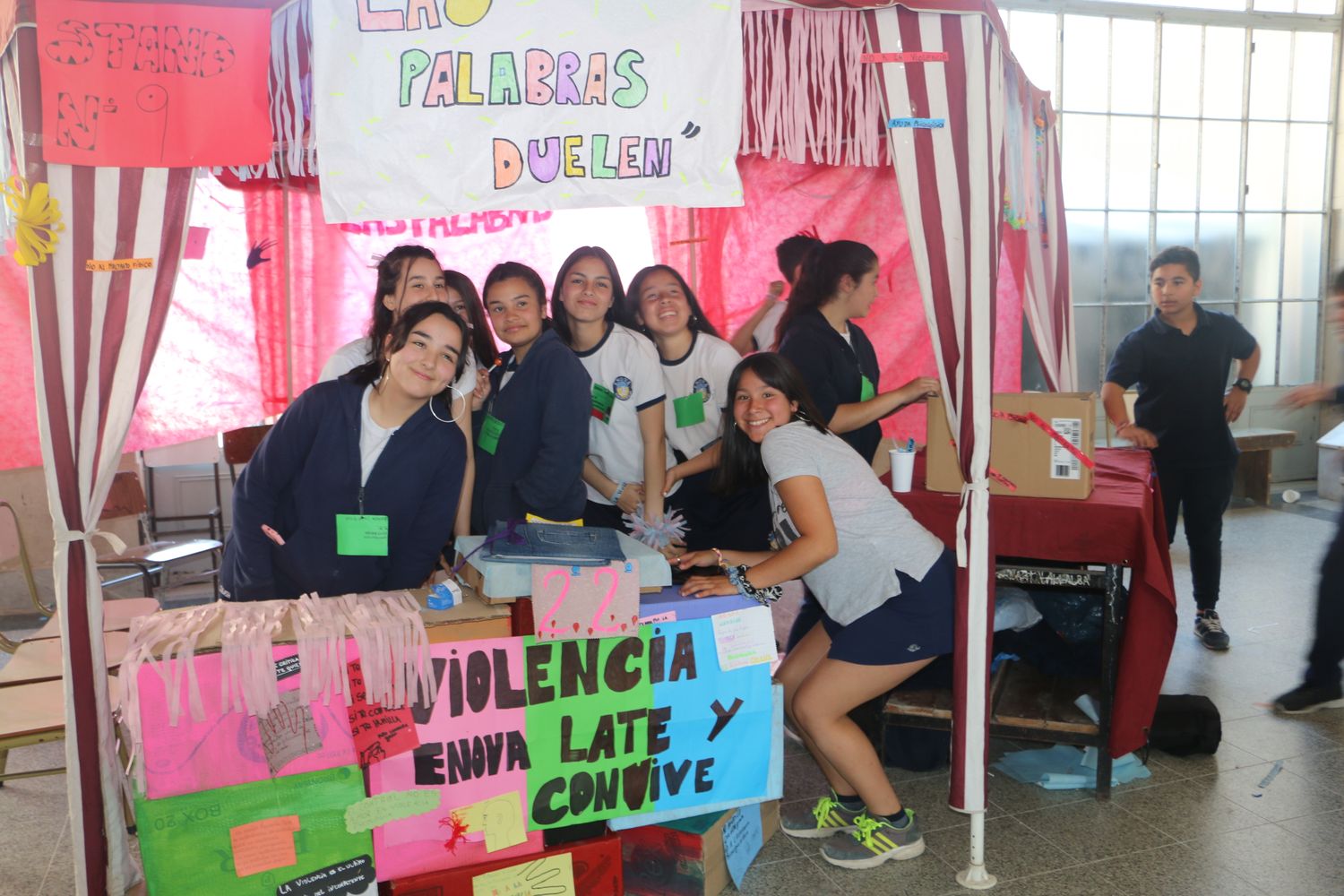 Con 21 stands, se llevó a cabo la tercera edición de "Enova late y vive"