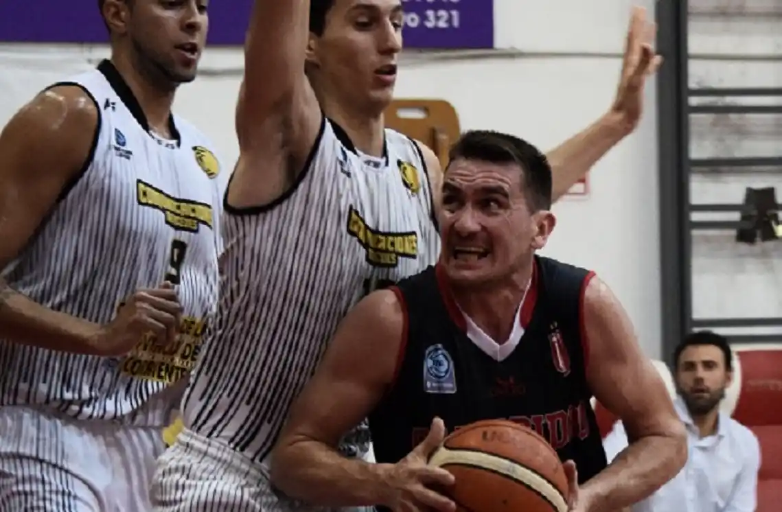 La odisea de un ex jugador de Central Entrerriano que no puede volver al país