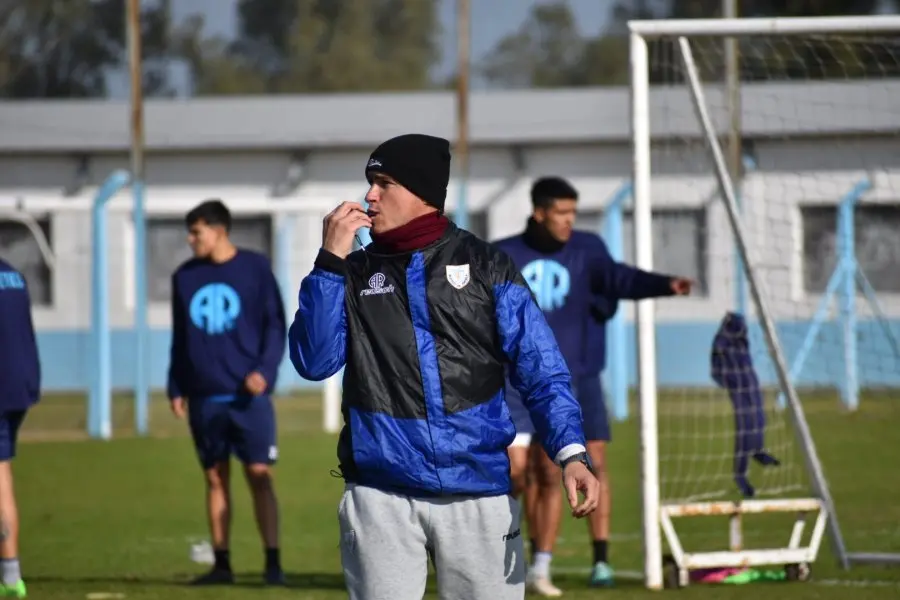 Medrán piensa en repetir el equipo ante Quilmes