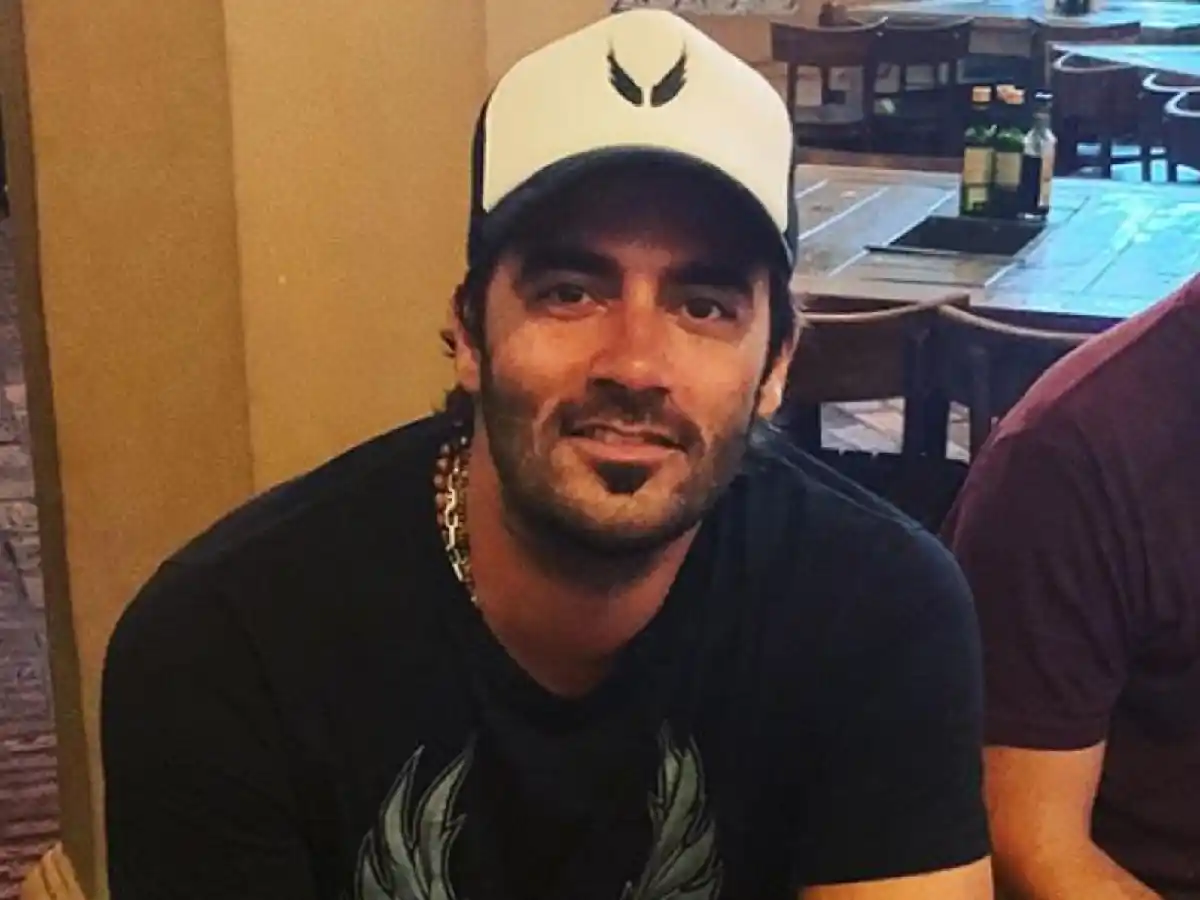 El fallecido en la ruta 158 era Alejandro Larose, ex novio de Mónica Farro y Soledad Solaro