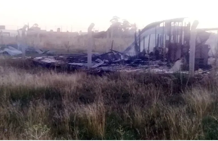 Sufrió graves quemaduras al incendiar una vivienda y deberá afrontar un juicio