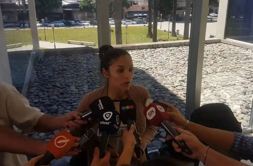 La novia de Guenchul, enojada: «Vos no vas a  apretar a una persona con un arma cargada»