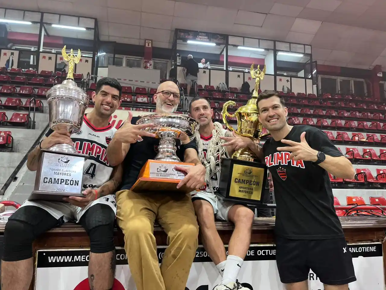 Olimpia Tricampeon - 6