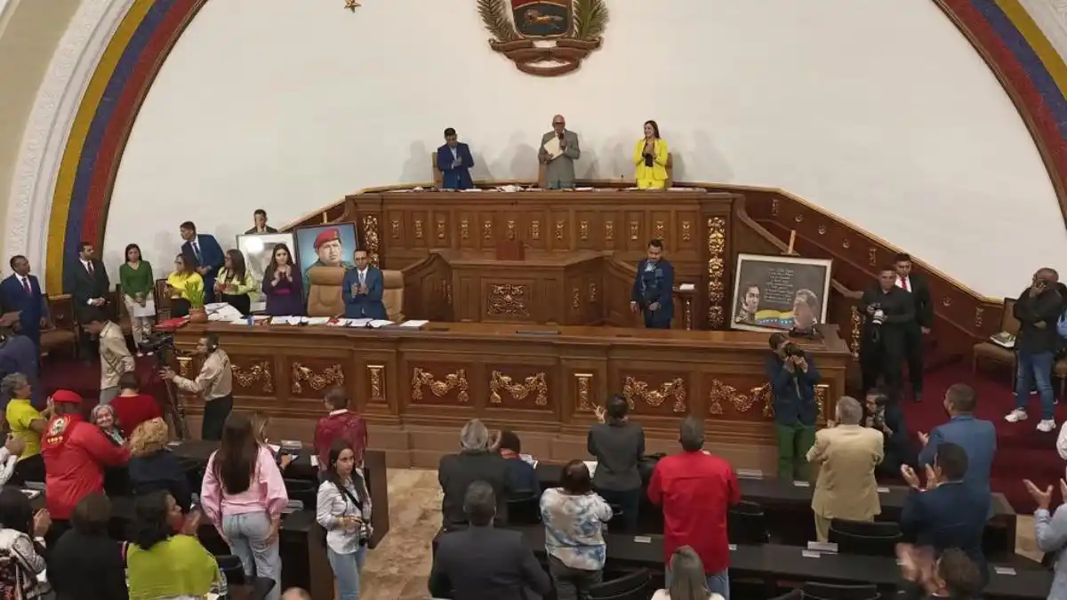 LEY LIBERTADOR SIMÓN BOLÍVAR contempla inhabilitación política por 60 años y MULTAS MILLONARIAS (+Video)