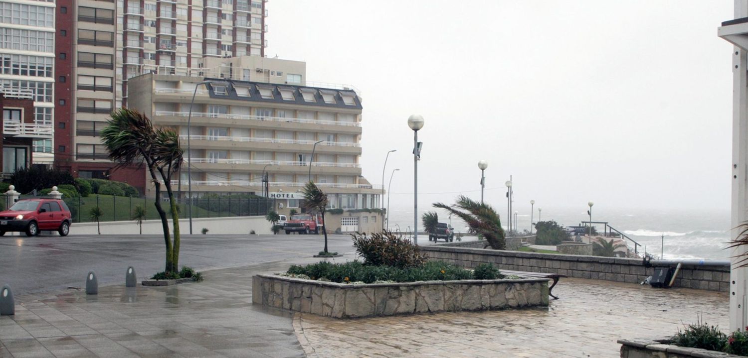 Alerta meteorológico para la ciudad por fuerte viento