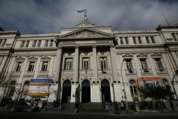 Un estudiante de la UBA falleció mientras esperaba para rendir un examen presencial