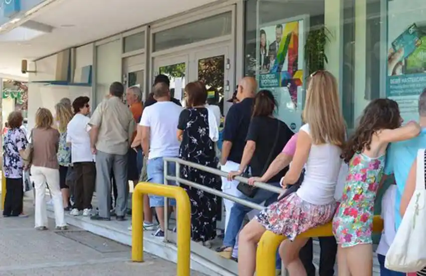 Cómo funcionan los bancos en Rosario ante el aumento de casos de coronavirus