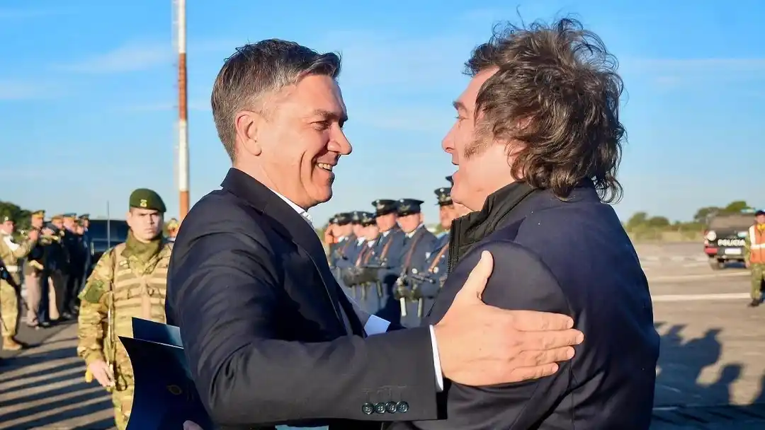 Javier Milei junto al gobernador de Chaco, Leandro Zdero.