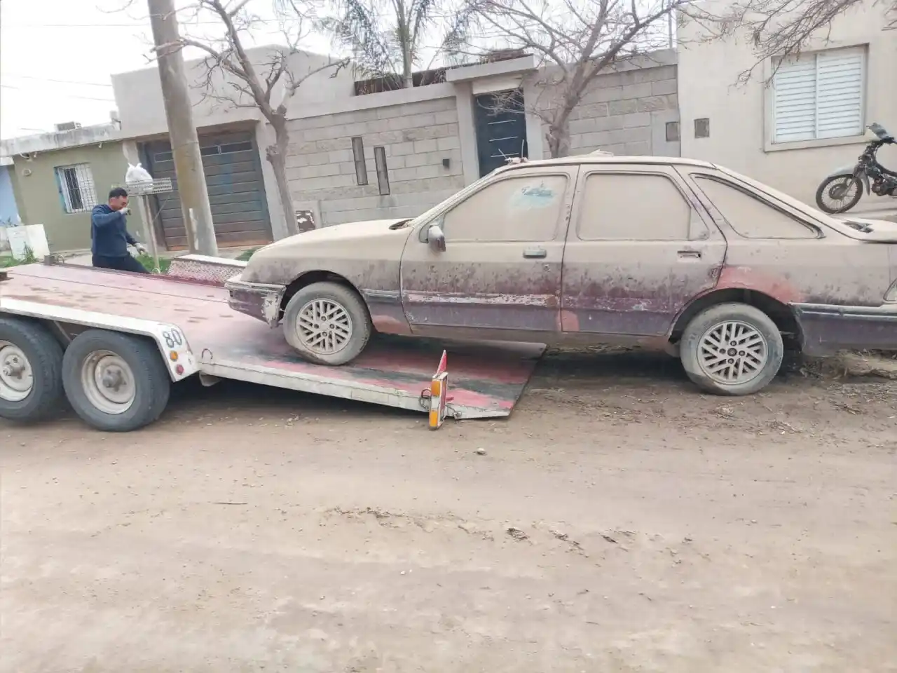 Dengue: en Elortondo van a retirar vehículos abandonados para combatir focos infecciosos