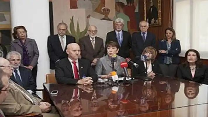 «ES URGENTE»: rectores exigen vacunación contra la COVID-19 para el sector universitario