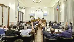 Entre Ríos: es ley Presupuesto con meta en superávit y desendeudamiento