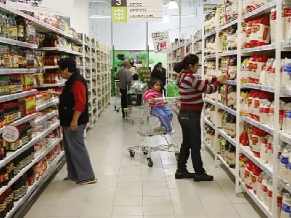 La clase media baja es la más afectada por la suba del dólar