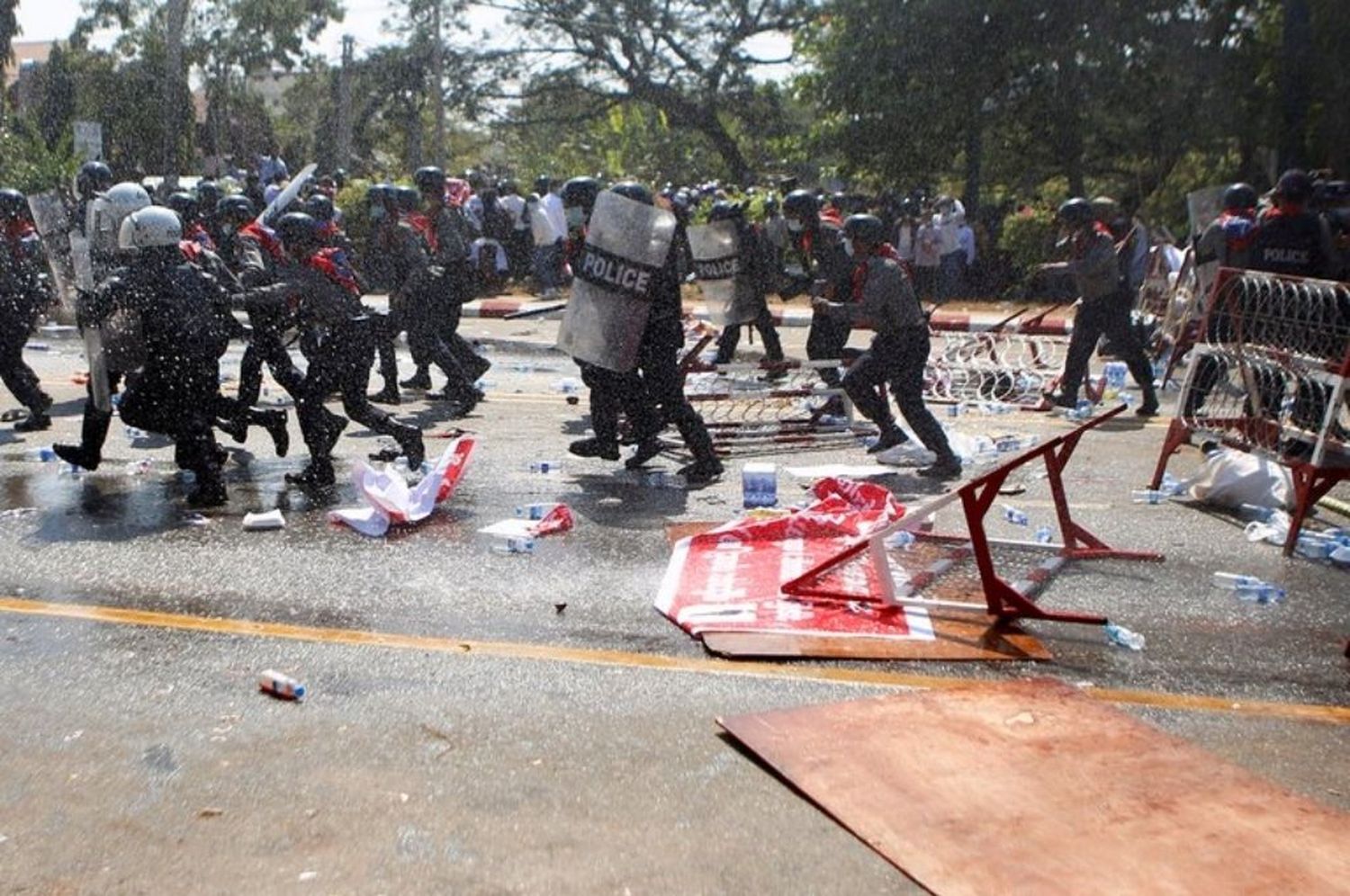 Myanmar: reprimen a manifestantes en contra del golpe militar