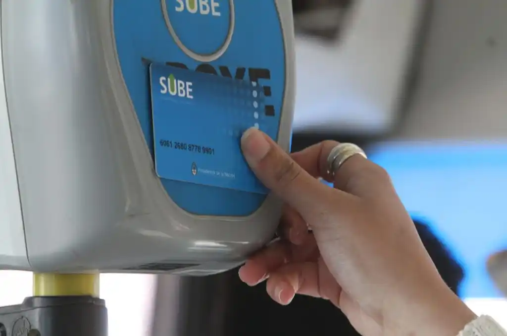 El boleto de colectivos en Santa Fe rondará los $120