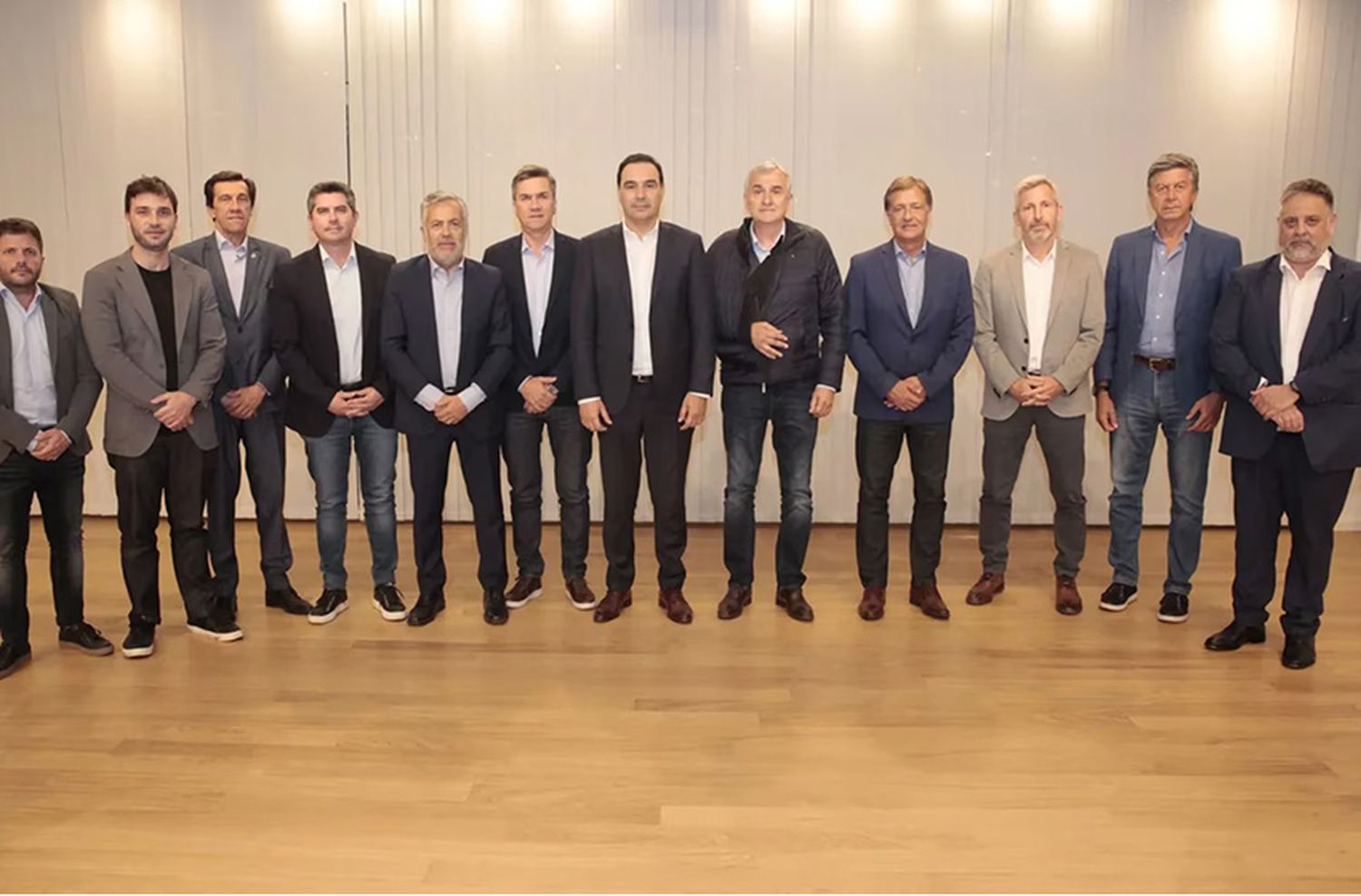 Los gobernadores de JxC que liderarán un nuevo espacio opositor y rechazan el acuerdo con Milei
