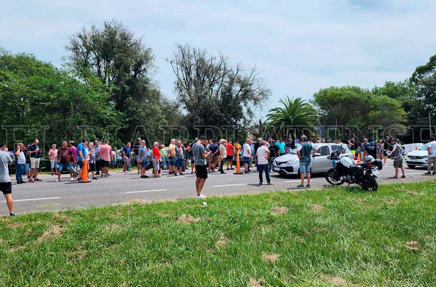 Paro de taxis: el corte en autovía 2 es parcial