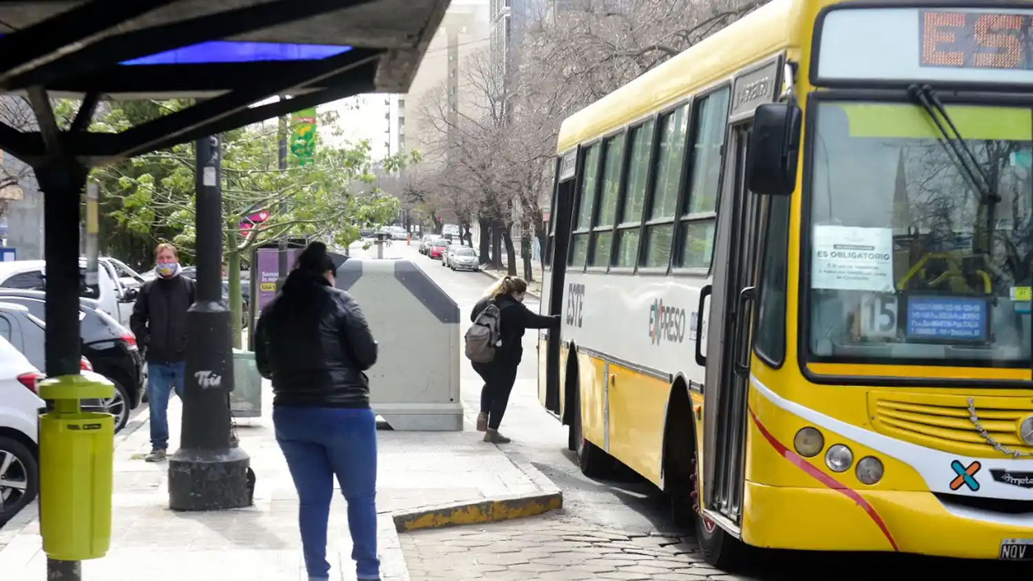 La Plata y Bahía Blanca: Únicos municipios de la Provincia donde el barbijo es optativo en el transporte público